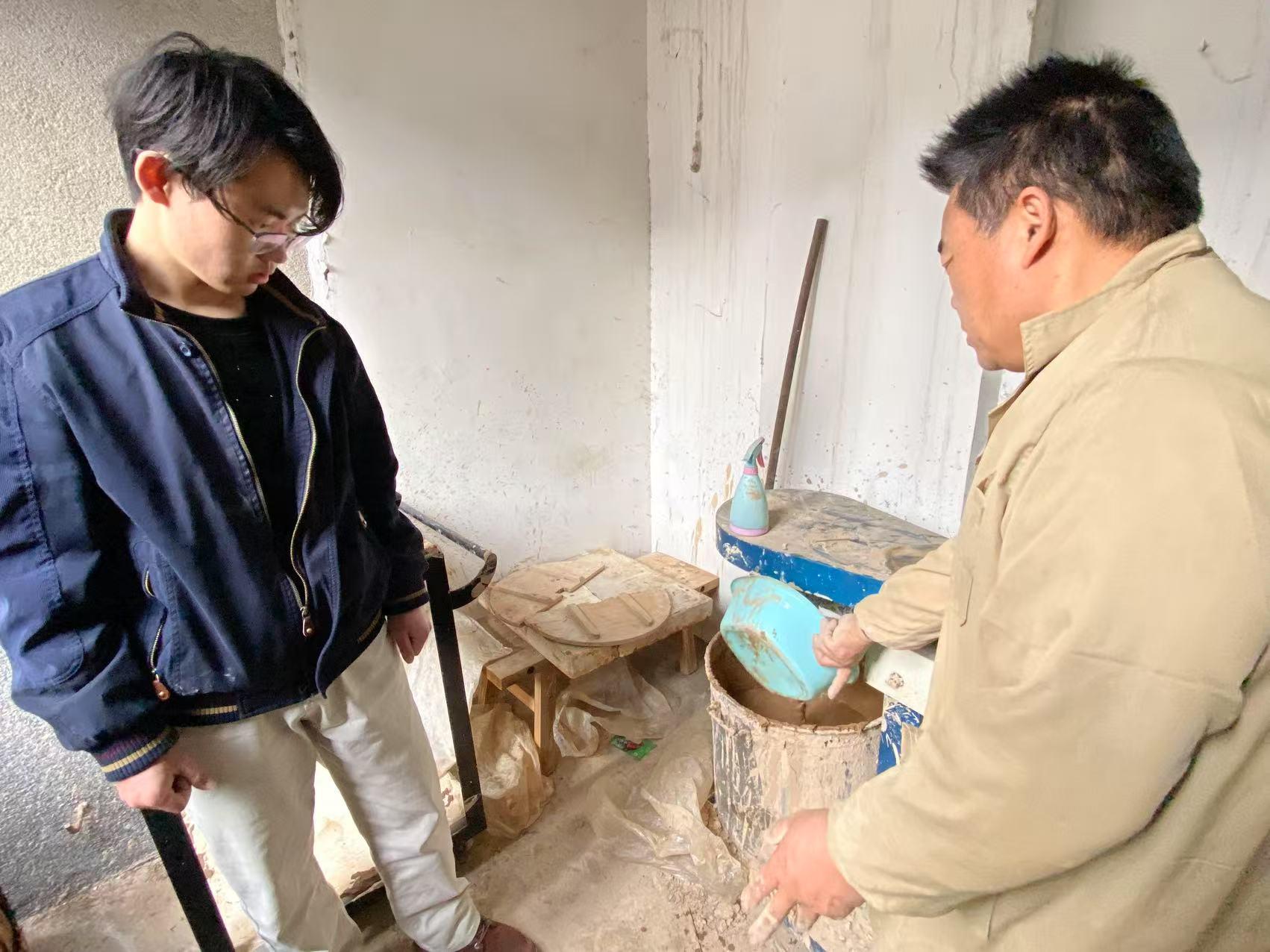 邓瓷陶艺社团 2.jpg